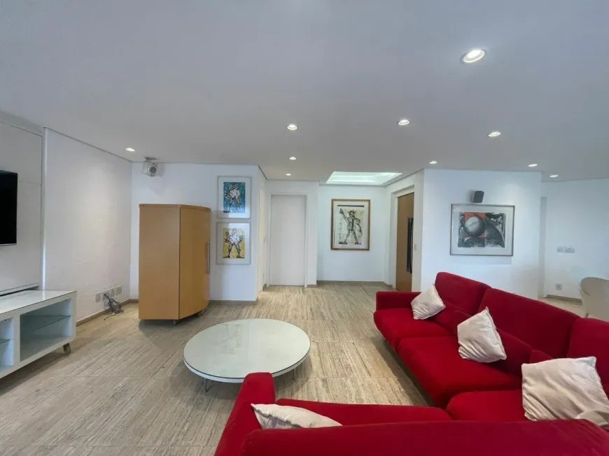Apartamento, 3 quartos, 172 m² - Foto 1