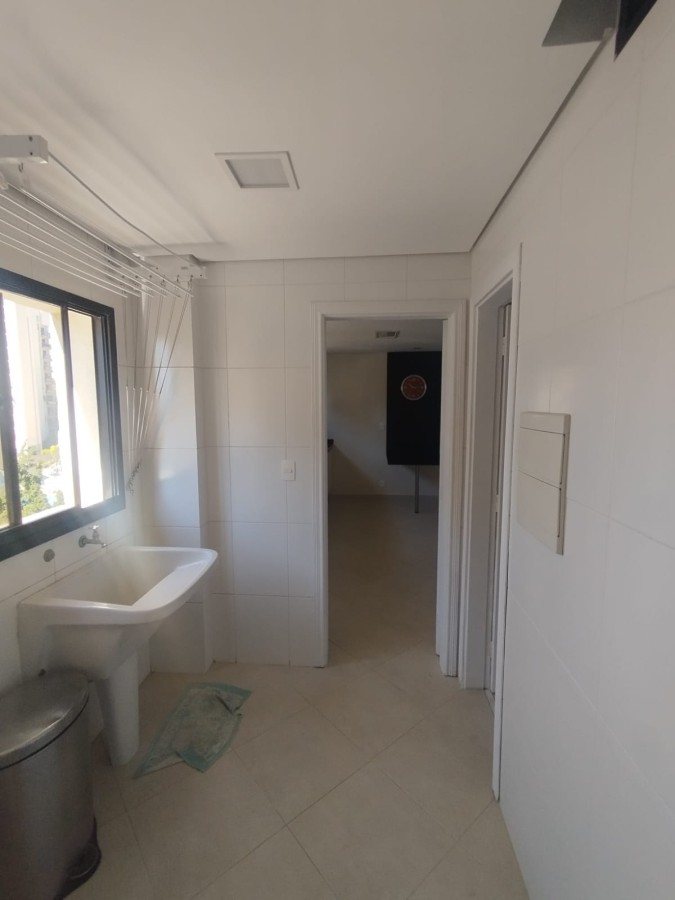 Apartamento, 3 quartos, 138 m² - Foto 2