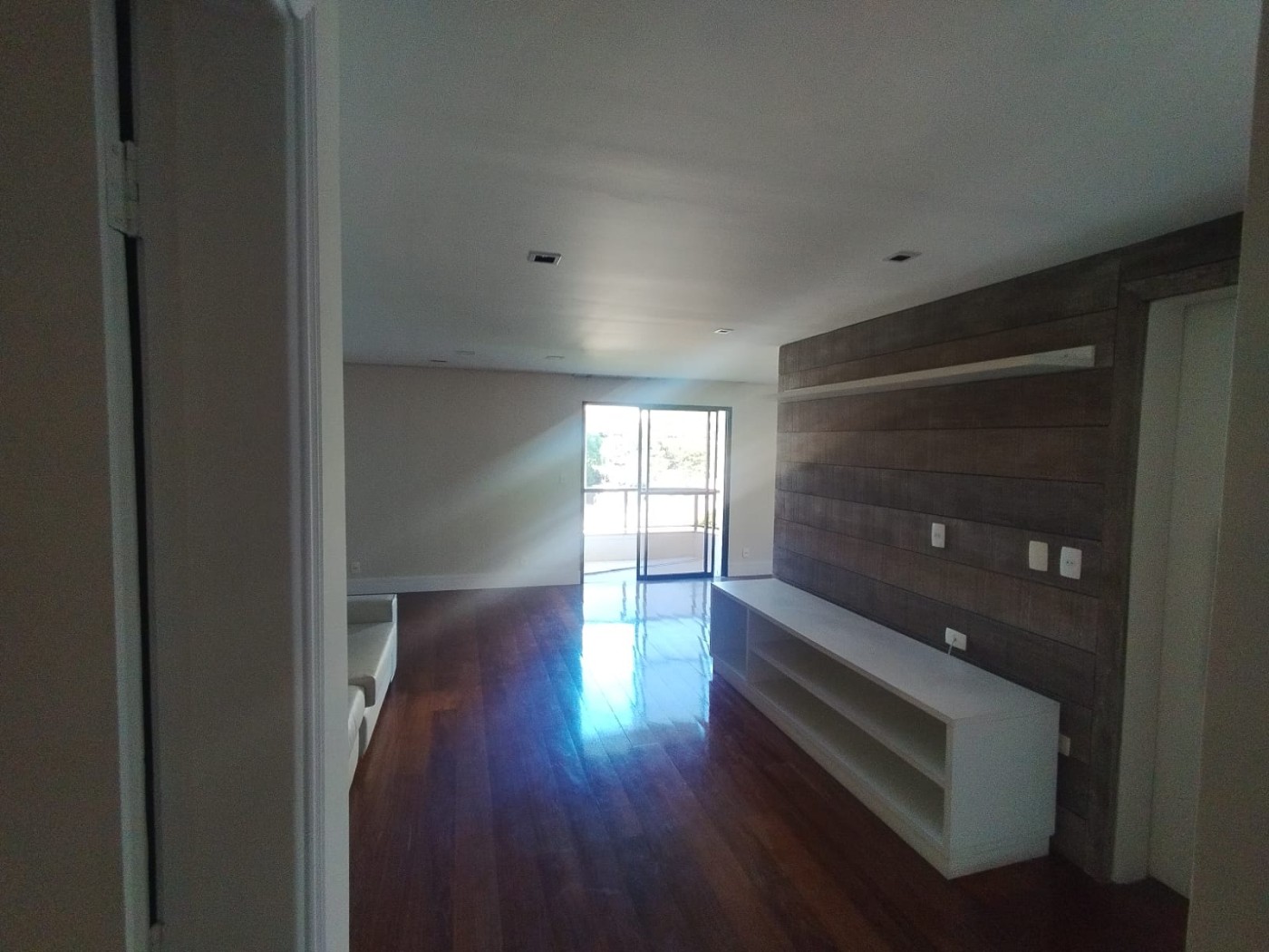 Apartamento, 3 quartos, 138 m² - Foto 1