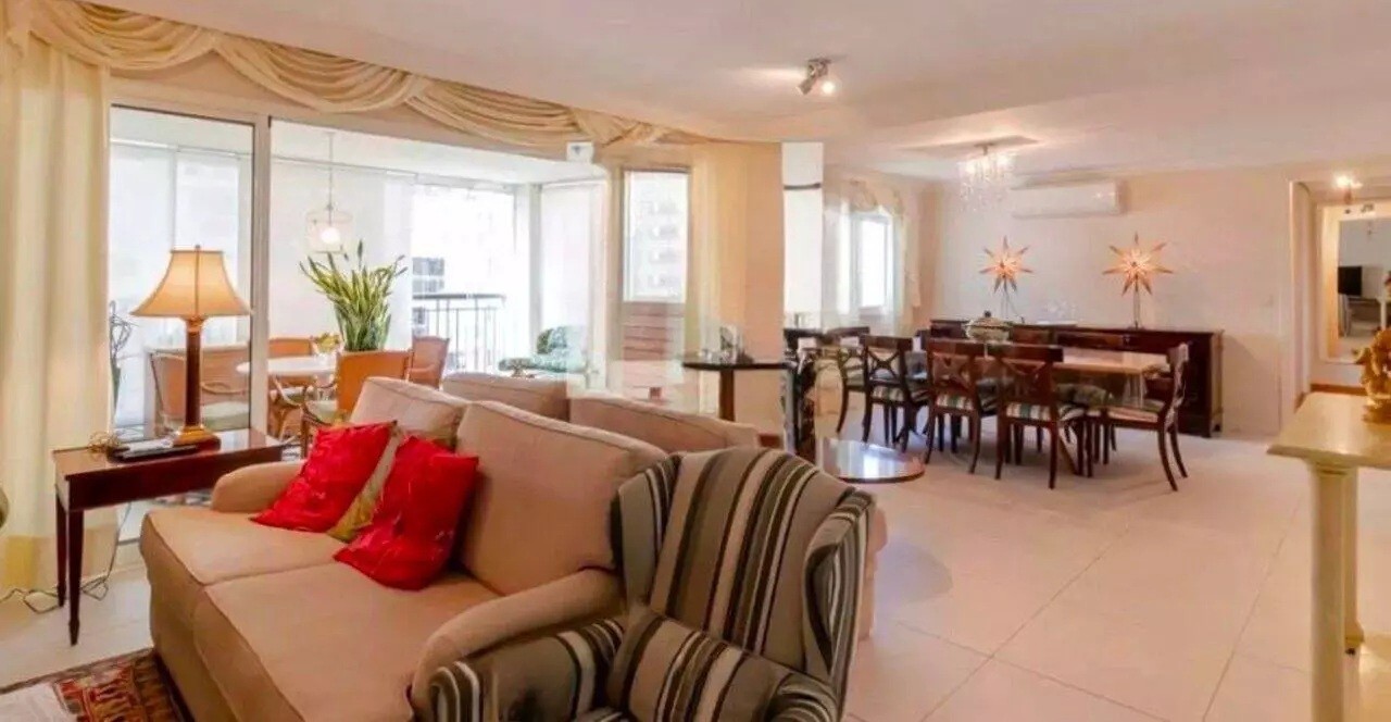 Apartamento, 3 quartos, 160 m² - Foto 1