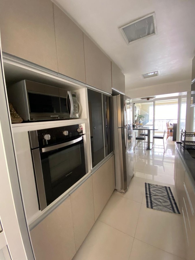 Apartamento, 3 quartos, 184 m² - Foto 1