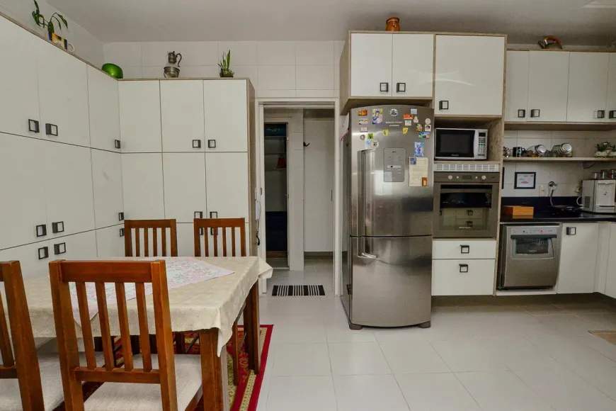 Apartamento, 4 quartos, 250 m² - Foto 2