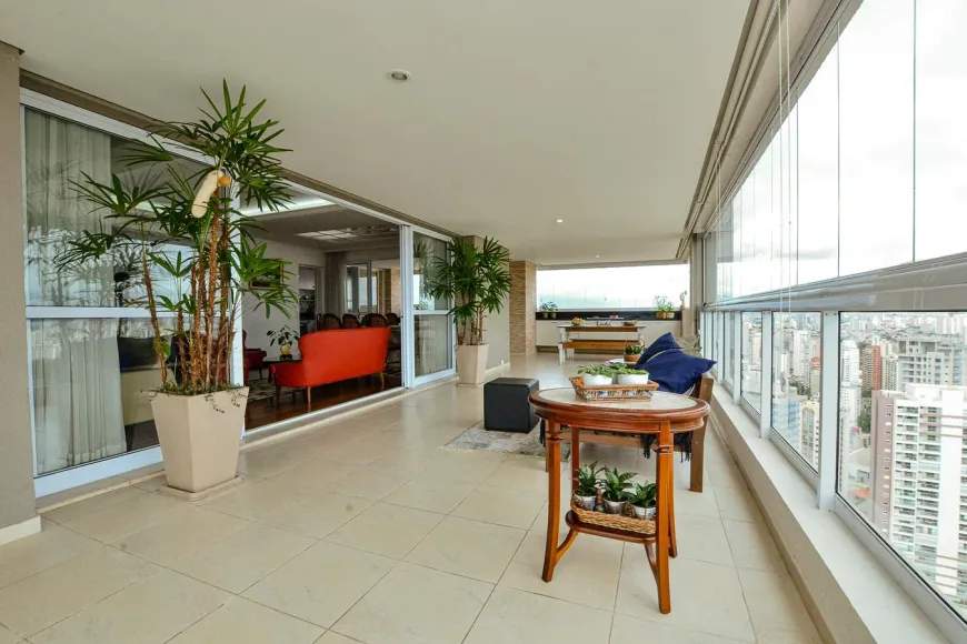 Apartamento, 4 quartos, 250 m² - Foto 25