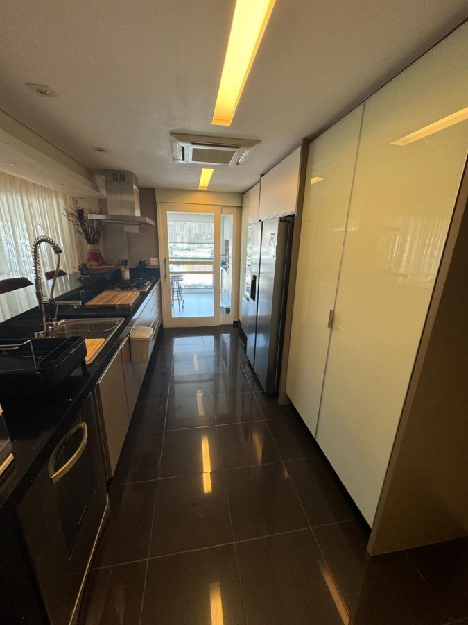 Apartamento, 3 quartos, 194 m² - Foto 17