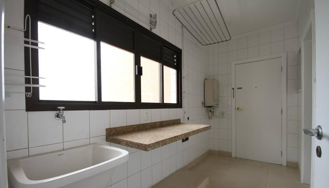 Apartamento, 3 quartos, 130 m² - Foto 3