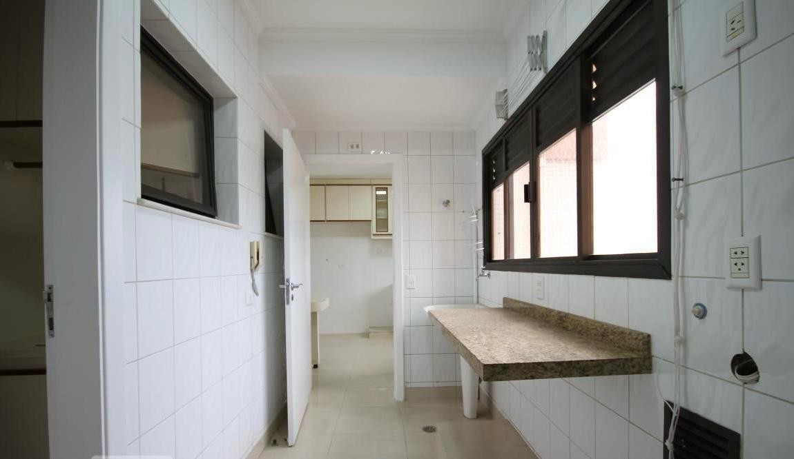 Apartamento, 3 quartos, 130 m² - Foto 2