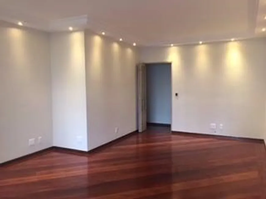 Apartamento, 3 quartos, 106 m² - Foto 2