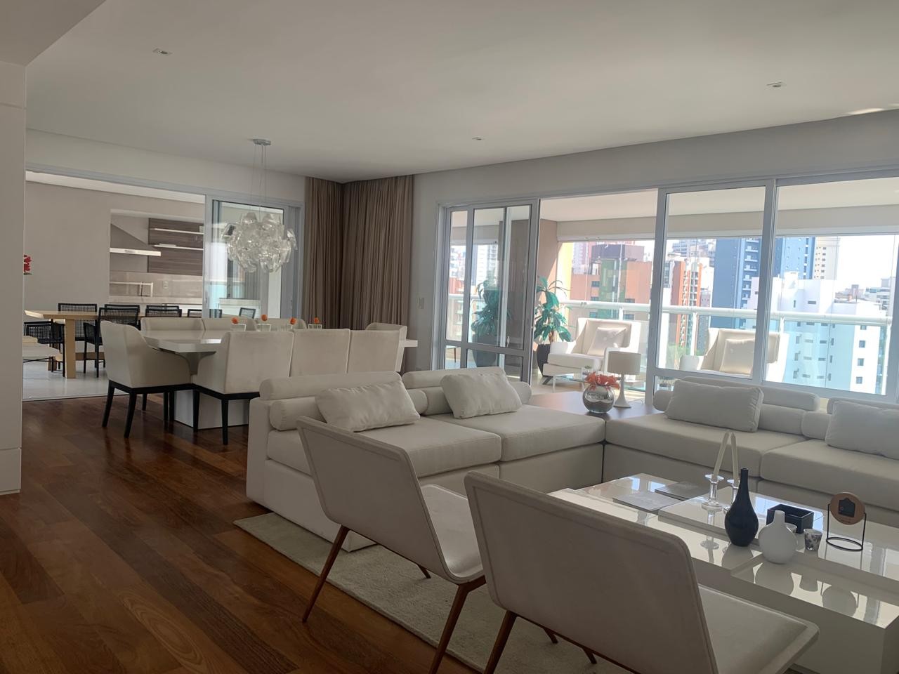Apartamento, 4 quartos, 270 m² - Foto 12