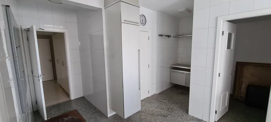Apartamento, 4 quartos, 374 m² - Foto 2