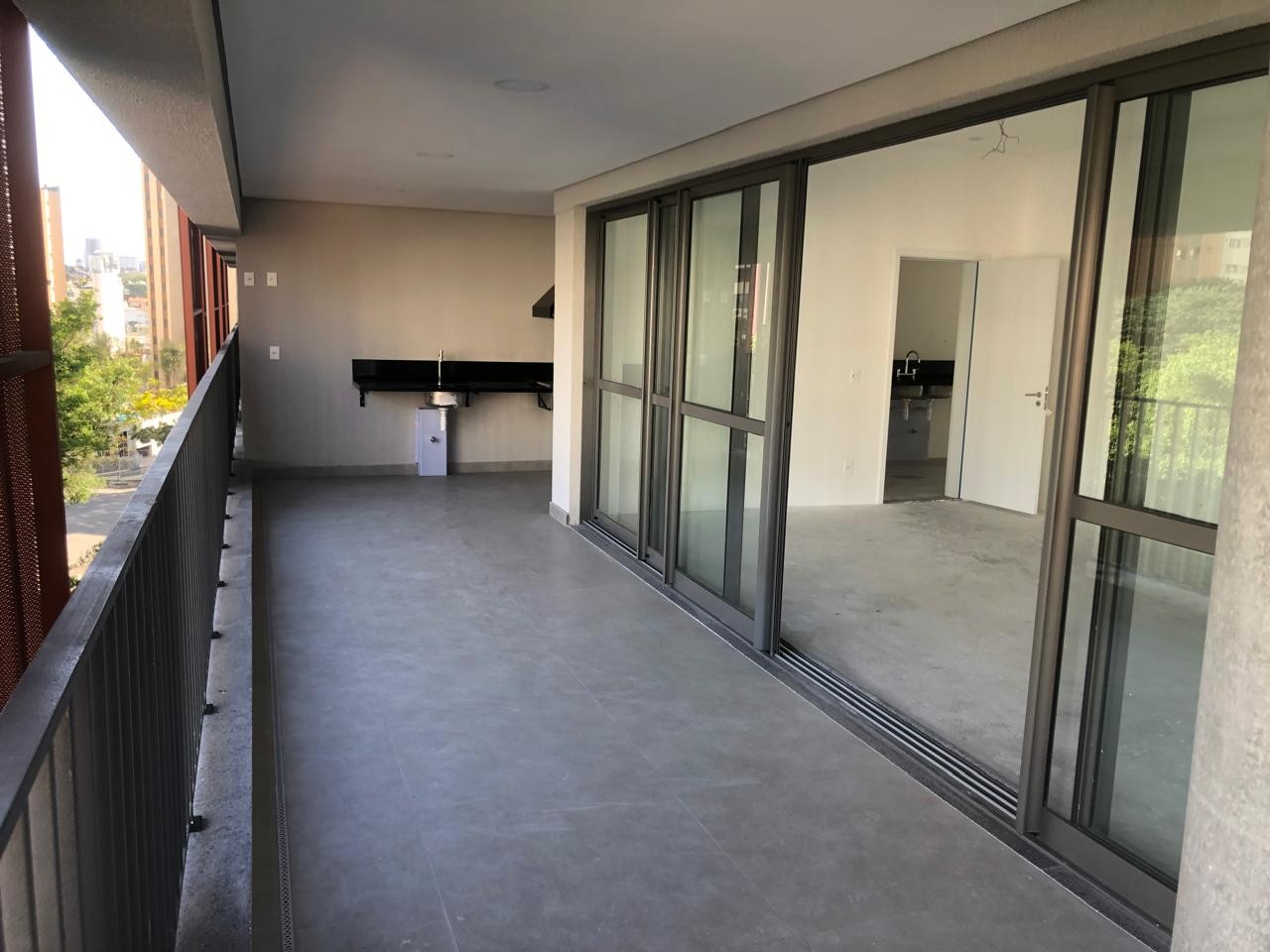 Apartamento, 3 quartos, 184 m² - Foto 2