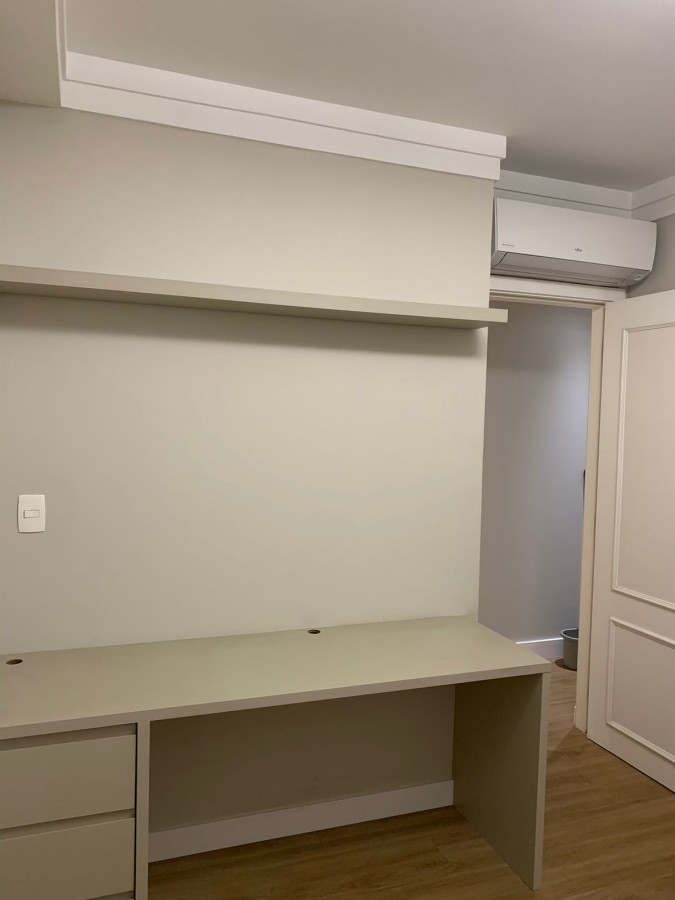 Apartamento, 4 quartos, 209 m² - Foto 2