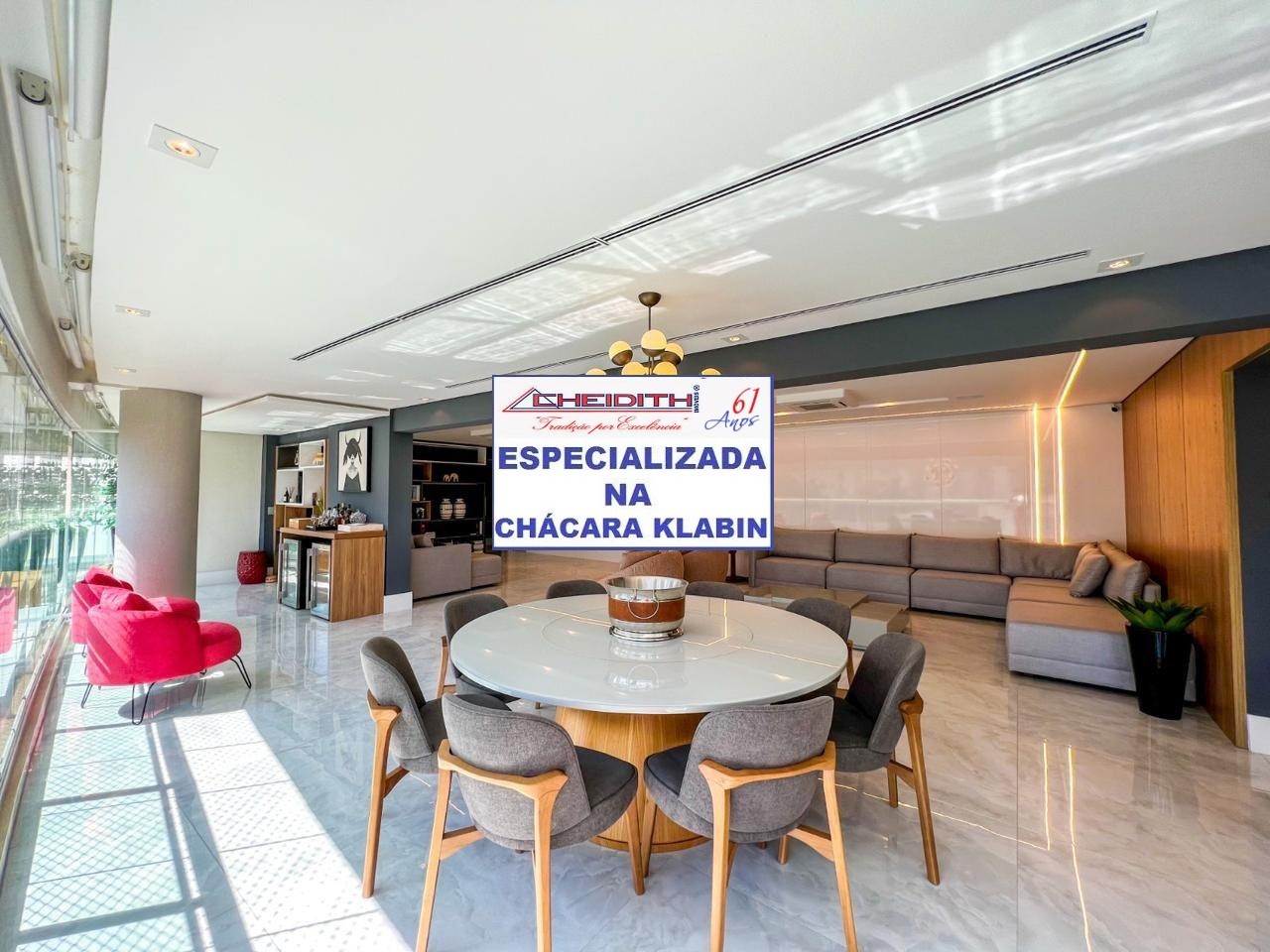 Apartamento, 3 quartos, 271 m² - Foto 1