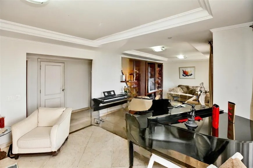 Apartamento, 3 quartos, 209 m² - Foto 4